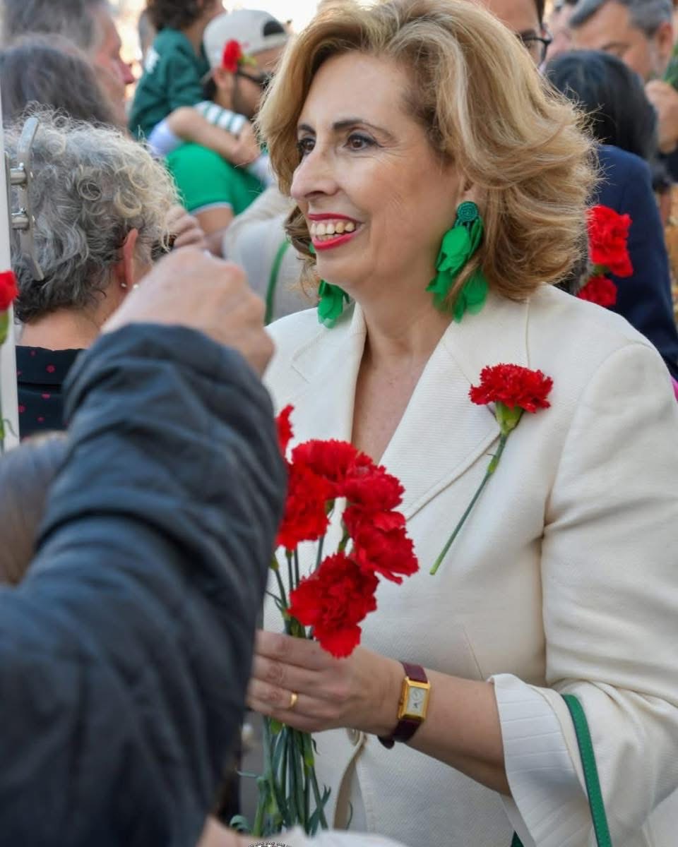 Cravos na cerimónia do 25 de Abril